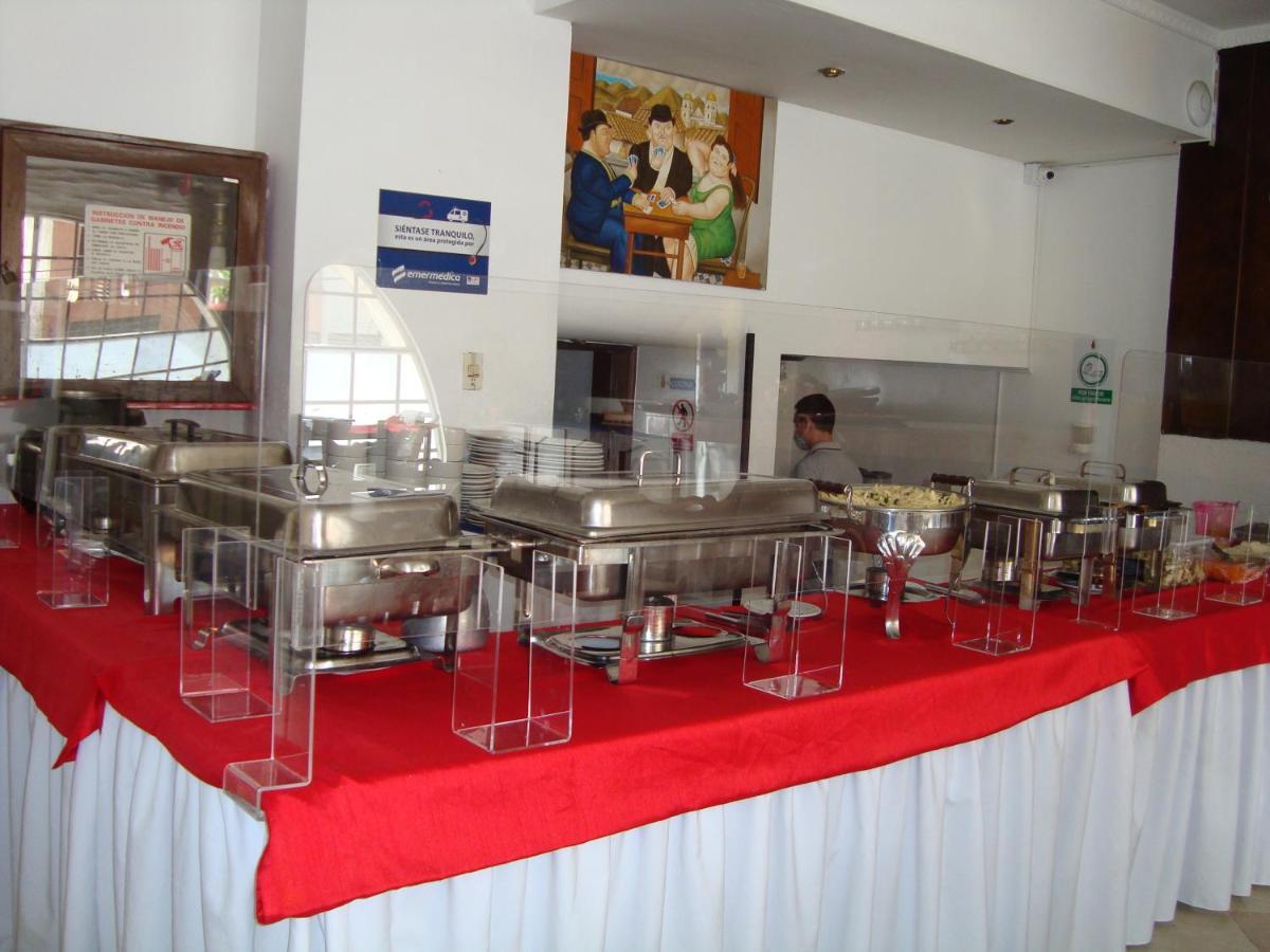 קאלי Hotel Plaza Versalles מראה חיצוני תמונה