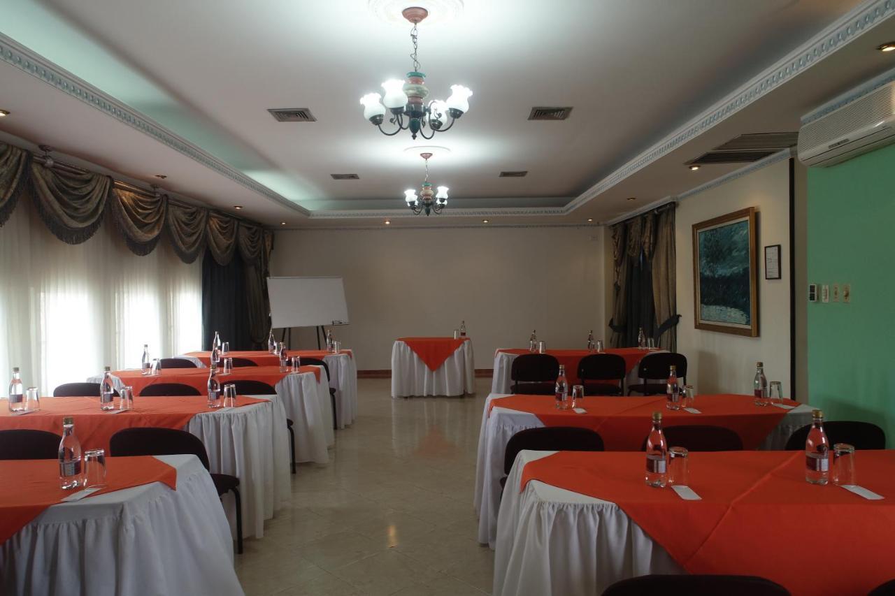 קאלי Hotel Plaza Versalles מראה חיצוני תמונה
