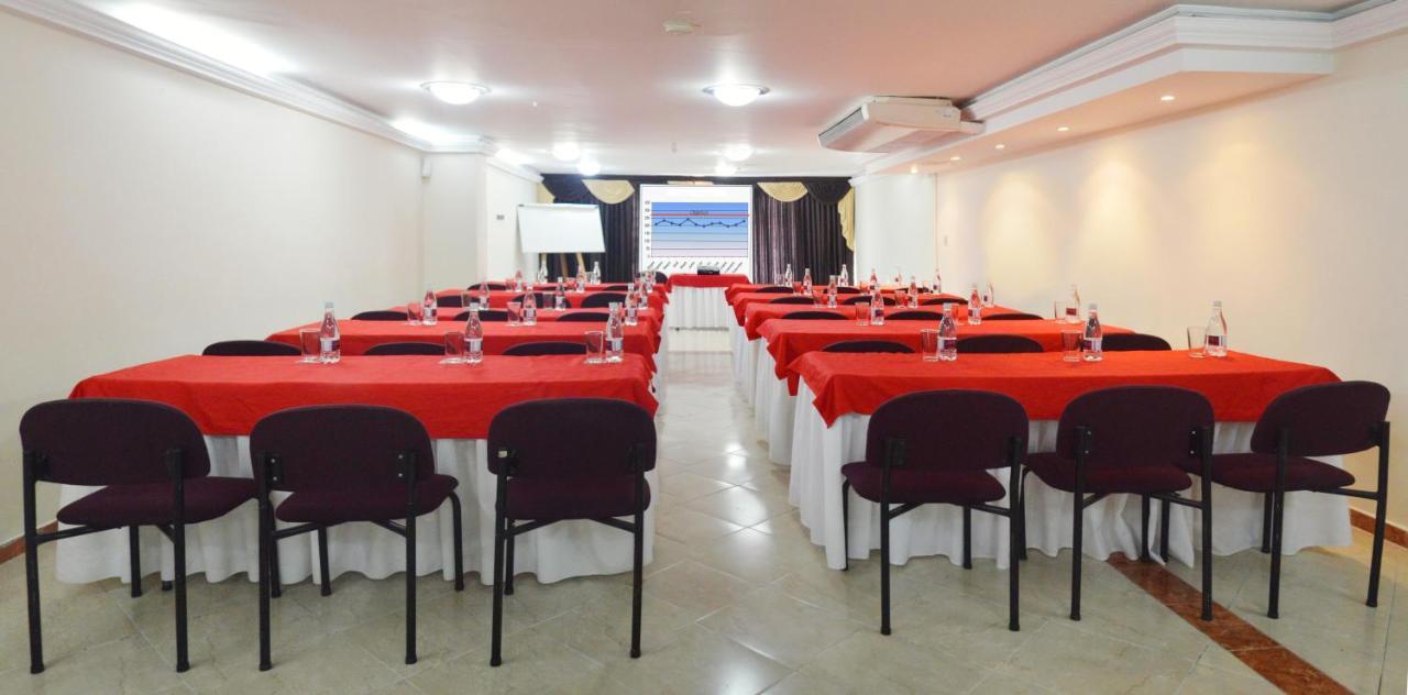 קאלי Hotel Plaza Versalles מראה חיצוני תמונה